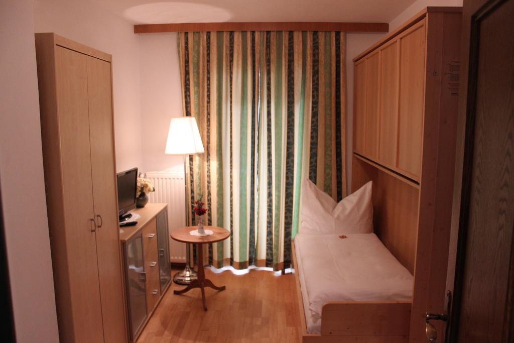 Pension Wolfgangsee Sankt Wolfgang im Salzkammergut Phòng bức ảnh
